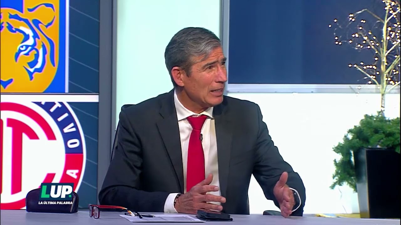 "El TURCO MOHAMED fue un FUTBOLISTA VIRTUOSO, PERO VAGO, por eso YA SE LA SABE"