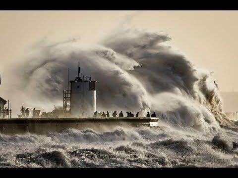 Beware: Karachi Sea Hawksbay is very rough due monsoon | No Swimming | Sea bathing | Stay Safe