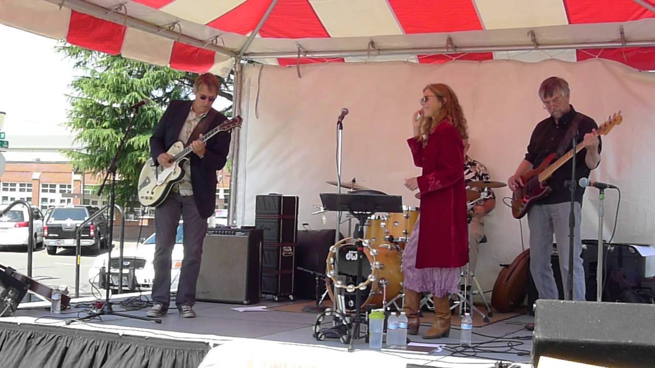 Promotional video thumbnail 1 for Kimball & the Fugitives