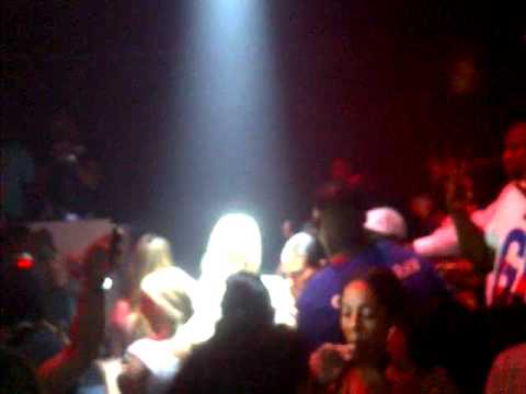 Singa Live @ club showtime breda @ giologisch bday bash