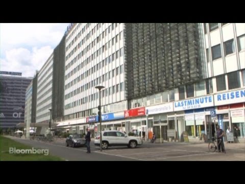 download lagu mp3 mp4 Alexanderplatz Square, download lagu Alexanderplatz Square gratis, unduh video klip Alexanderplatz Square