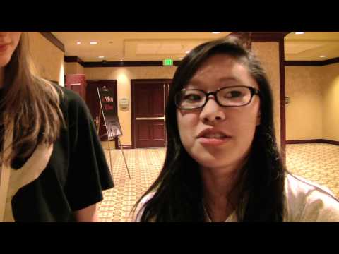 我父母喜歡我的兄弟姐妹多過喜歡我自己 (My parents like my sibling more than me)