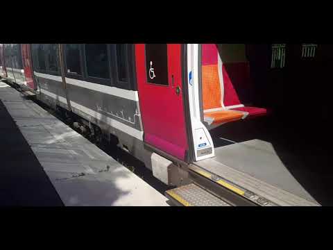 Arrivée et départ d'une NAT z50000 pour Pontoise en Gare pont petit