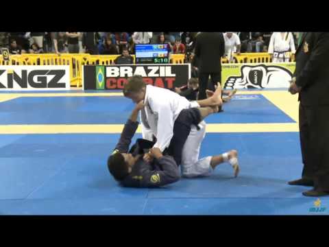 Dominique Bell - Worlds 2015 - Match 4