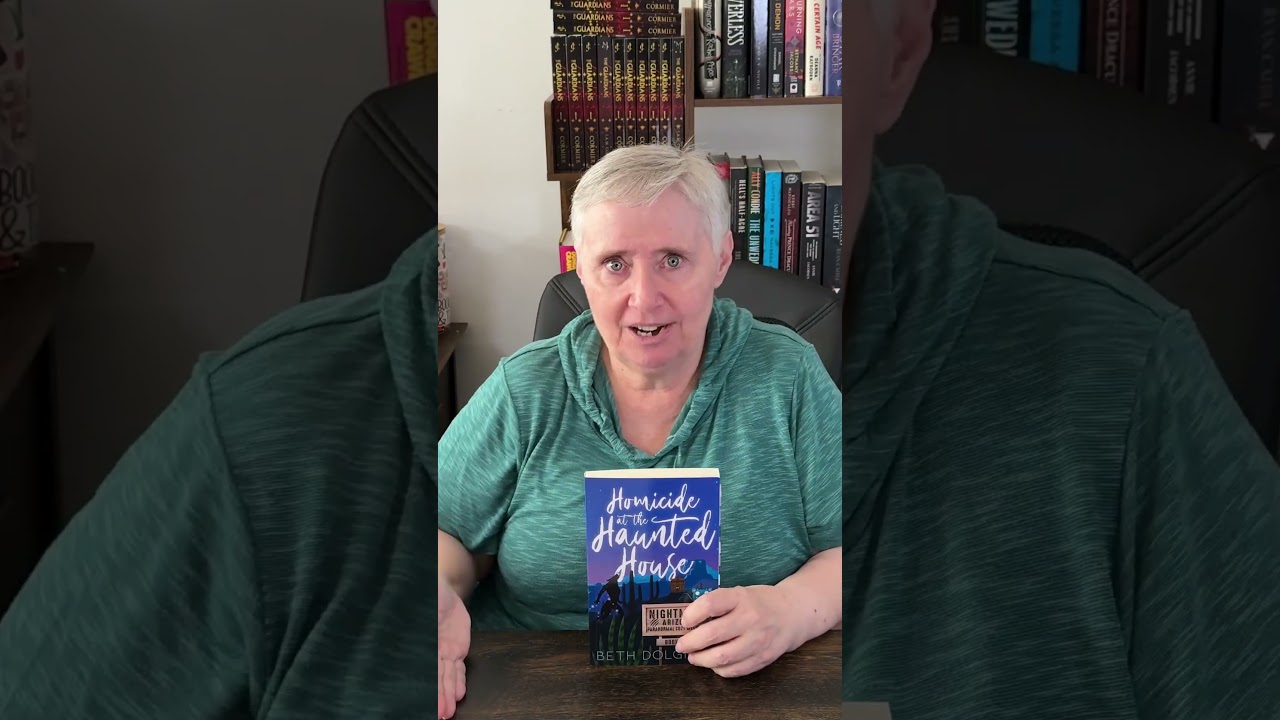 Homicide at the Haunter House by Beth Dolgner - a paranormal cozy mystery series #booktube
