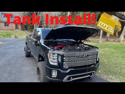 Getting My 2020 L5P WCFAB Coolant Tank Installed + (Sneak Peak Of Compound 2020 Duramax!)