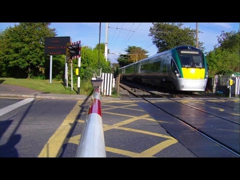 Level Crossing at Merrion Gates - 22000 Class Intercity and Dart train
