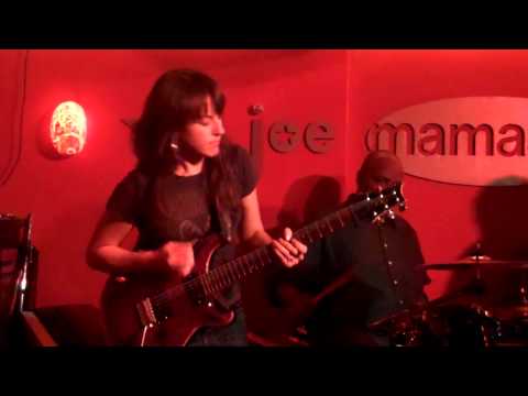 Donna Grantis Blues Solo - Live at Joe Mama's