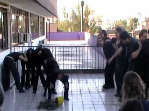 As lágrimas da aracruz- intervenção Levanta FavelA...