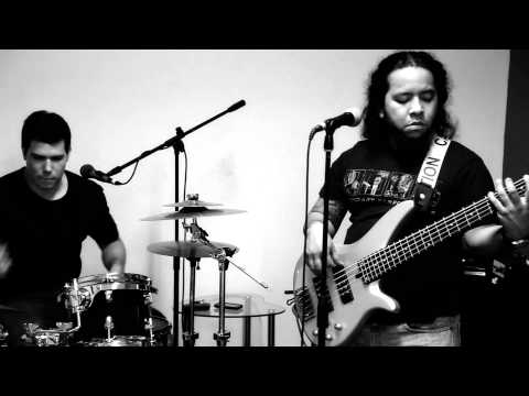 Os Almirante- Un Cigarrillo Normal