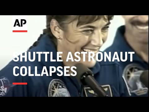 Do astronauts pass out during re entry?