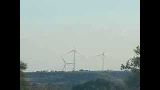 preview picture of video 'Goldthwaite, Texas Windmill project Mills County'