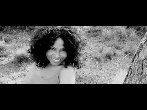 Je reviens chez nous by Manouchka