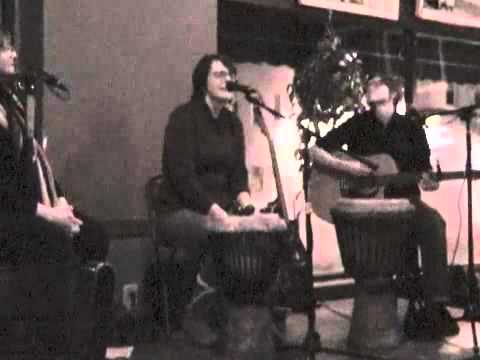 quinnElizabeth AcousticCafe Jan10 2