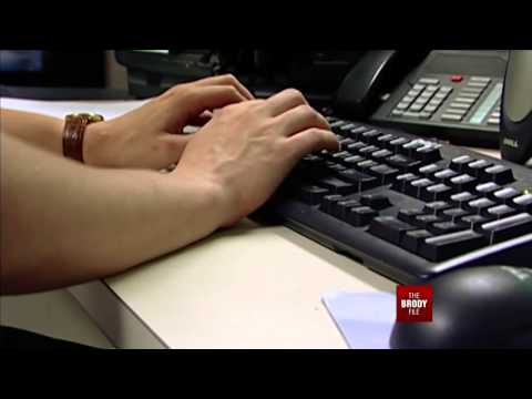 The Brody File: Huckabee and The Selfie - April 10, 2014