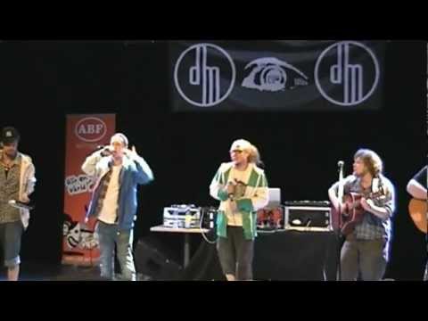 O-hund & Ante med vänner - ta i tu med mig själv ft Third Eye