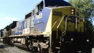 preview picture of video 'CSX 7903 & 7749 @ Shenandoah Junction'