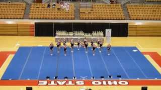 preview picture of video 'Waynesville cheer 2015 Ohio State'