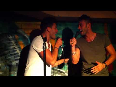 Thomas Grazioso & Amato Scarpellino - "I believe i can fly" - Karaoke in Bucharest - Romania