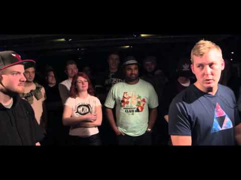 Simon Klar vs Hamlet