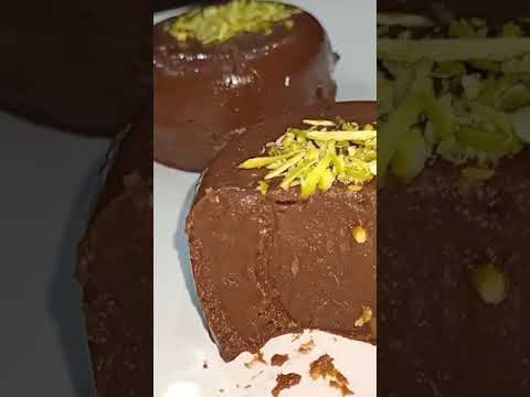 Chocolate Pudding 😋 || Without gelatin & cornflour||  #shorts || Susmita's Cooking Corner