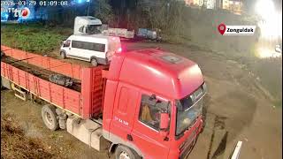 Çaldığı Tırı Satamayınca Dolandırıldı, Polise 'Mağdur' Rolü Yapınca Yakayı Ele Verdi