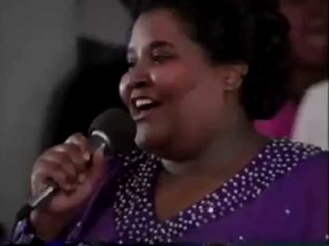 LaShun Pace - In Everything Give Thanks