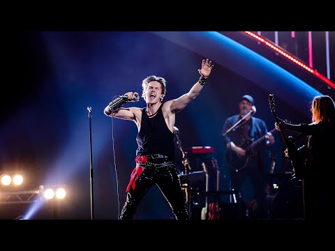 Kraftfullt när David Lindgren släpper allt och levererar Hallowed be thy … - Stjärnornas Stjärna TV4