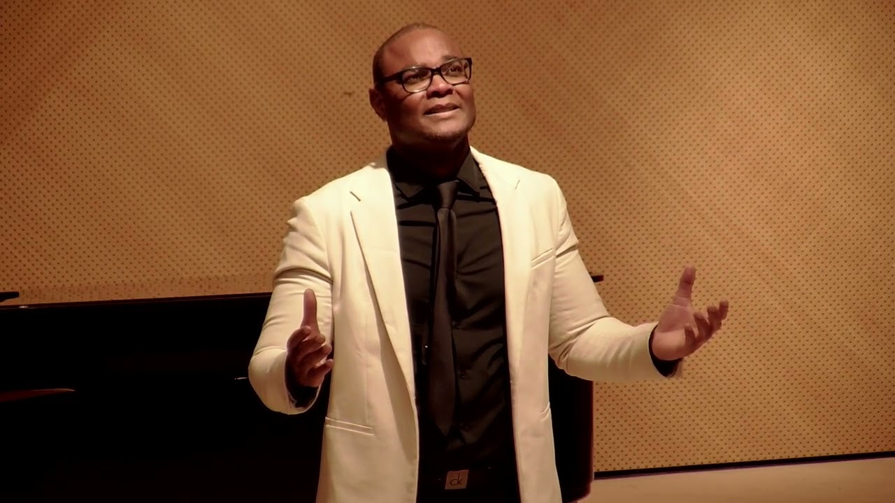 Promotional video thumbnail 1 for Trésor Otshudi | Juste Chanter Gospel Choir
