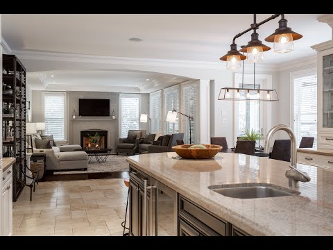 FOR SALE | 1009 Lakeshore Road West - Oakville, Ontario