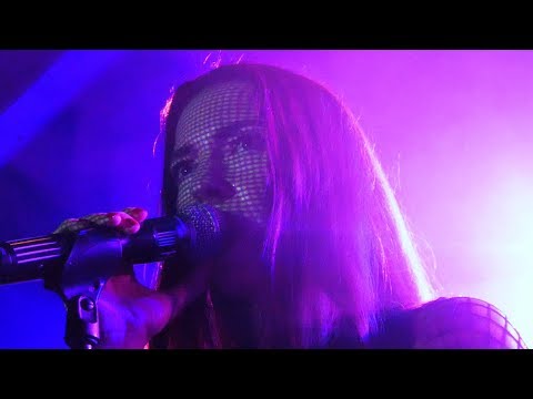 Chrysta Bell - Blue rose - Live Paris 2018