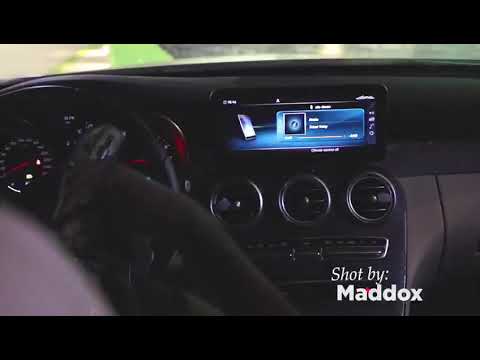 Talaat Yarky performing racks pan racks at 4syte Pent hall week 19 .. the whole place tun up wicked