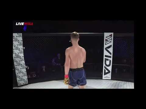 teen mma fighter puts man to sleep in first round. 38 seconds