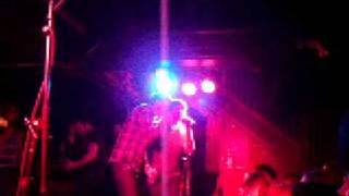 Fireworks feat Dave Cronin- &quot;Heart-A-Tact&quot;  (Kid Dynamite cover) live