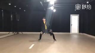 Ding Zeren (丁泽仁/정택인)_ LAY (张艺兴/레이) 'Mask (面罩)' DANCE COVER