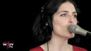 Anthony D'Amato - "Golden Gloves" (Live at WFUV)