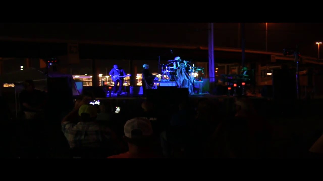 Promotional video thumbnail 2 for Dreams - A Fleetwood Mac Tribute