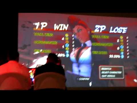 Wolfkrone (C.Viper) vs. Vangief (Zangief) Street Fighter 25th Anniversary Event Austin