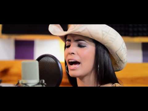 A solas contigo - Joselin Banganho (Video Oficial)