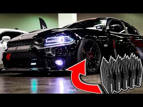 Customizable Scat Pack Lug Nuts