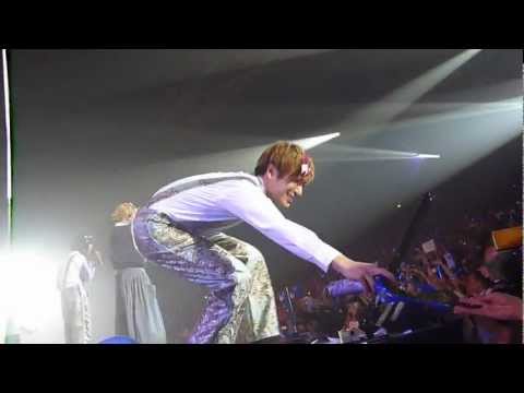 Super Junior - White Christmas (SS4Paris 120406)