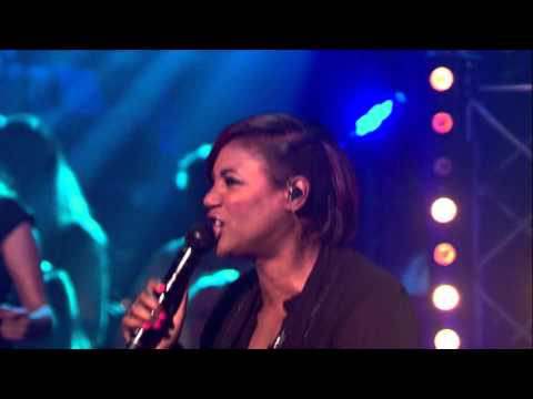 Hemel en aarde | Edsilia Rombley | Holland zingt