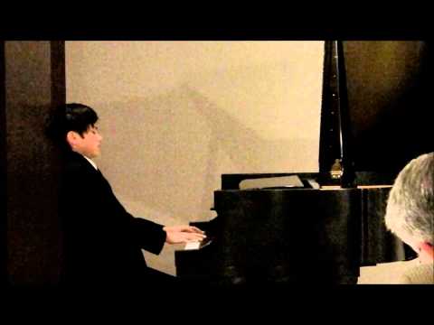 Jay plays Villa-Lobos' Valsa da dor