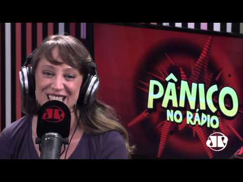 Talytha Pugliesi explica a "cara fechada" das modelos | Pânico | JP