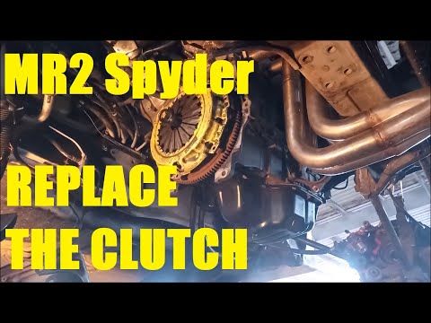 How to Replace the Clutch - MR2 Spyder C60/2zz-ge Trans and Clutch (Part 2 of 3)
