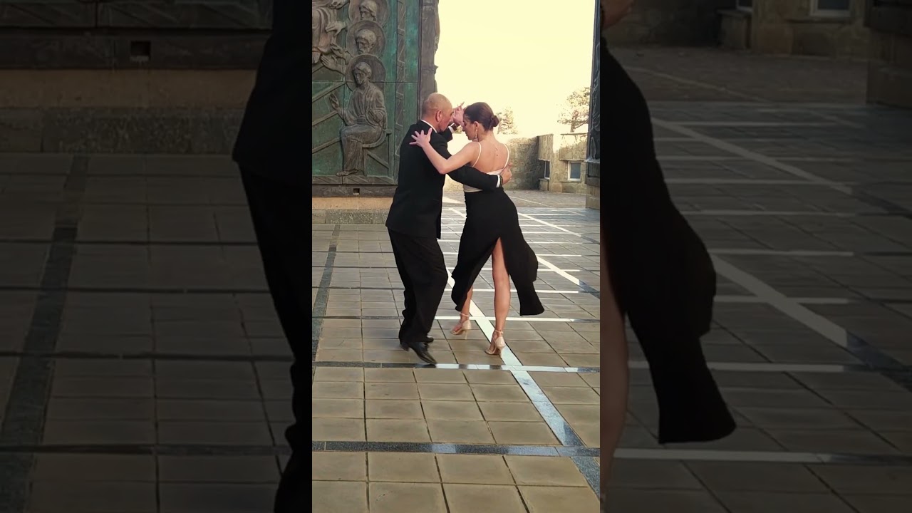 Mesmerizing Tango Performance by Tekla Gogrichiani & Hernan Ohaco