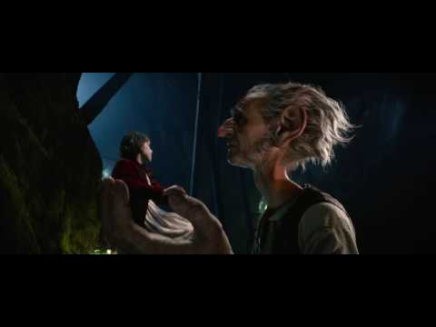 The BFG (Clip 'I Catch Dreams')