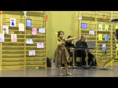 Zuzia Polańska 2013 występ w szkole