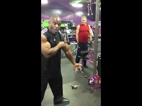 Vince Taylor introducing his New Powerballz-50 training system and  PBz-50 "Smart Grips".