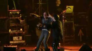 preview picture of video 'Scorpions with Papakonstantinou live 2009-Holiday'